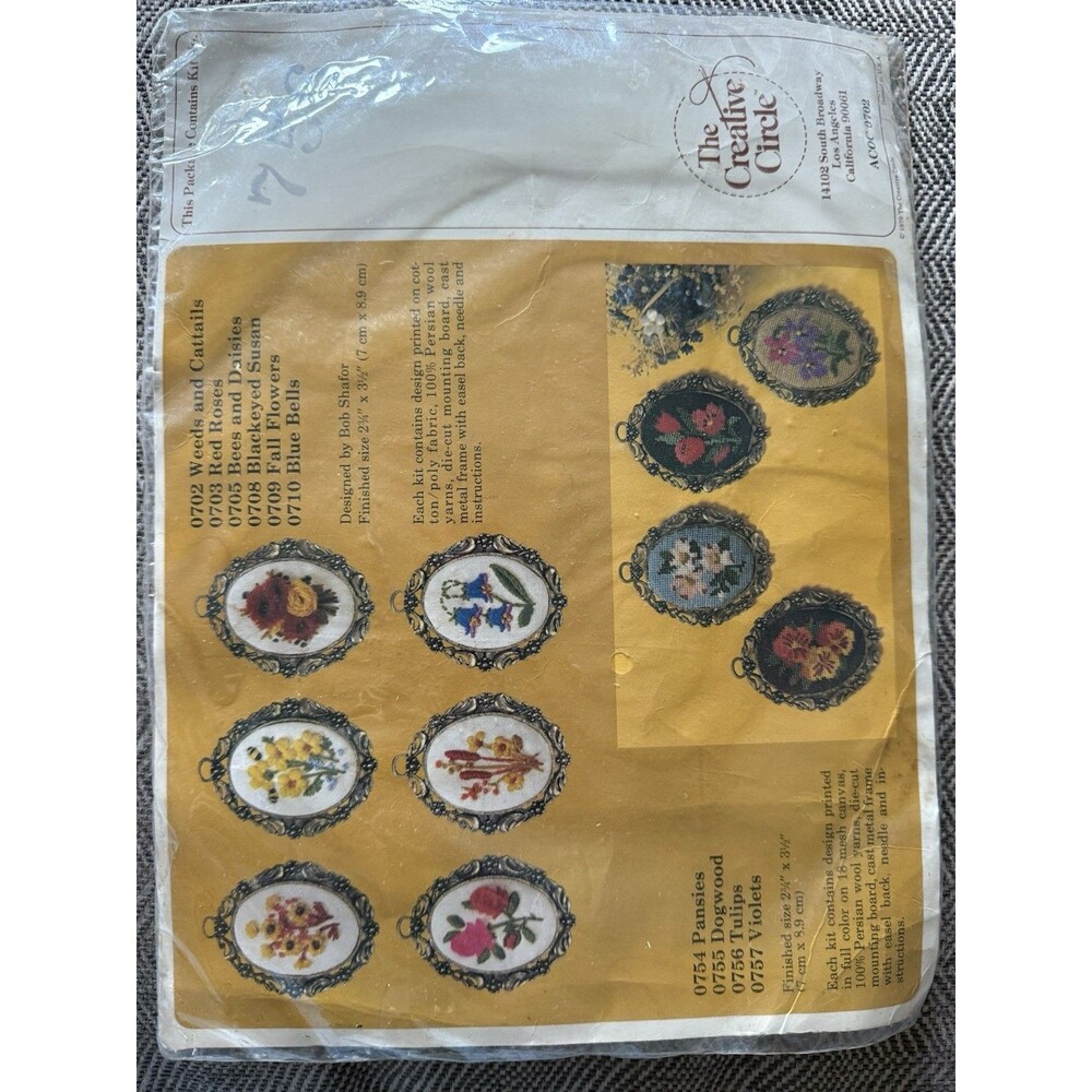 Creative Circle Tulips Embroidery Kit 756 Metal Frame Bob Shafor Vintage 1982